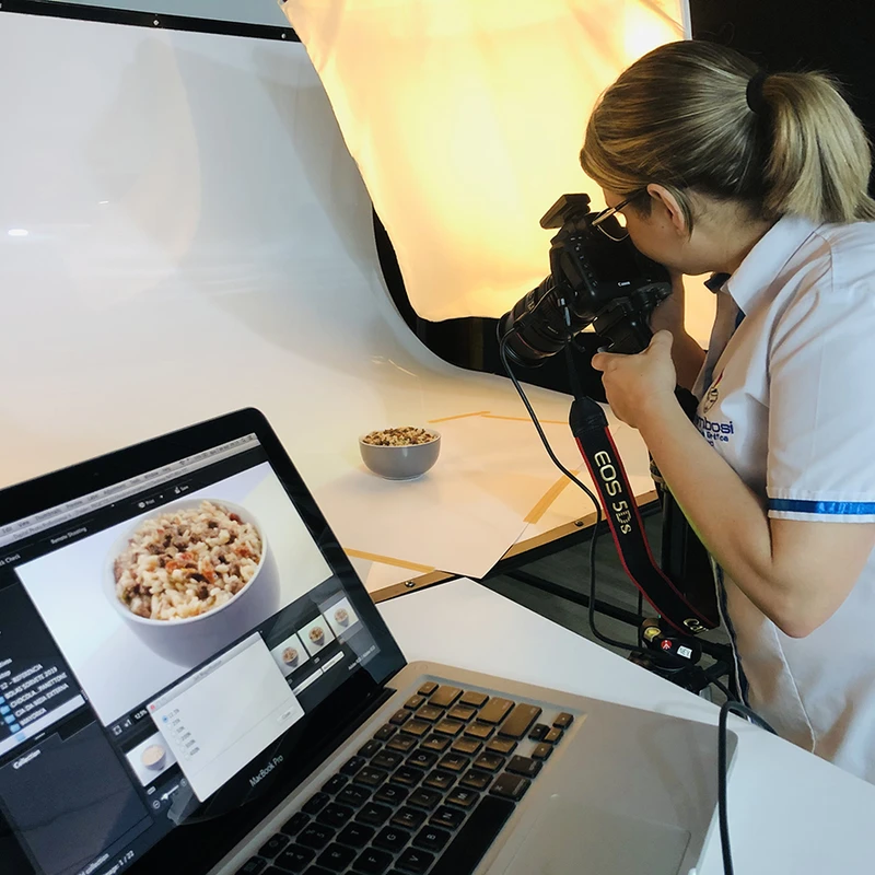 FOTOGRAFIA PUBLICITÁRIA FOTOGRAFIA PUBLICITÁRIA